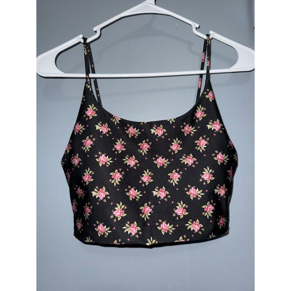 Alice + Olivia 'Penny Low Scoopneck' Rose Print Workout Crop Top | Size Small